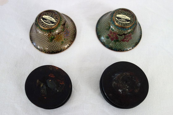 Image 1 of Pair of vintage plique-à-jour cloisonné enamel bowls, China