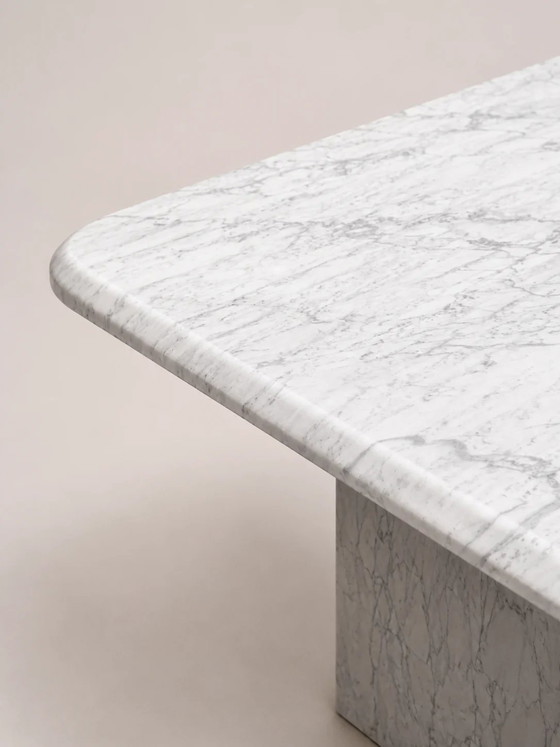 Tavolino da caffè quadrato in marmo vintage – Libri d'arte, Marble, Brutalist (photo 2 of 5)