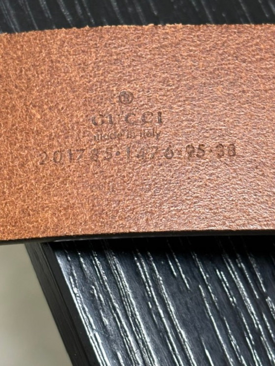 Cintura in pelle Gucci con fibbia a G a testa di cavallo, Portafogli & piccola pelletteria, Nylon, Marrone (foto 2 di 6)