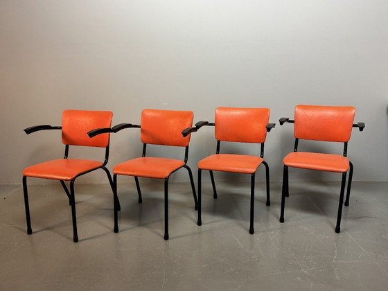 Image 1 of Set di 4 sedie da pranzo arancioni di design di metà secolo di Ahrend de Cirkel, Paesi Bassi, anni '60