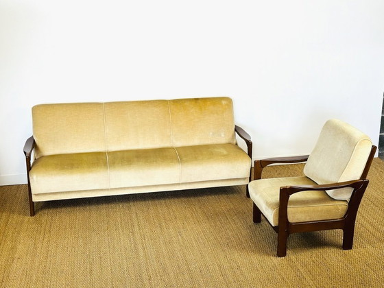 Image 1 of Schlafsofa und skandinavischer Samtsessel, 1960, 2er-Set