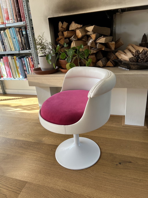 Designerstuhl mit Vintage-Flair