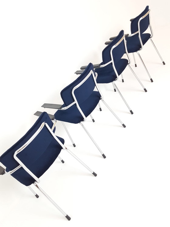 4 Gispen 1235 Stoelen Nieuw Gestoffeerd Keymer – Eetkamerstoelen, Chrome, Textile (photo 7 of 15)