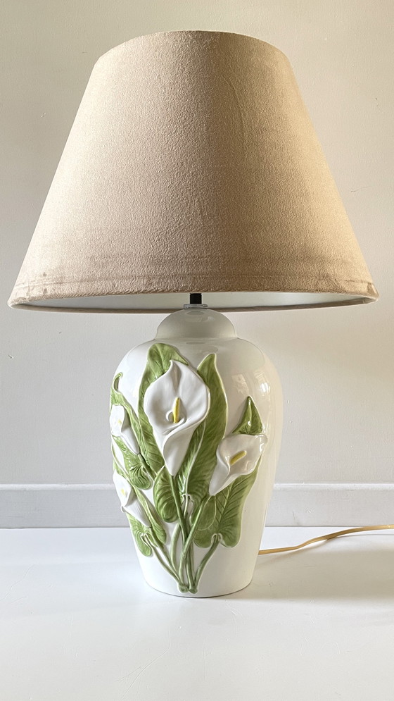 Image 1 of Lampada in ceramica italiana con fiori di arum