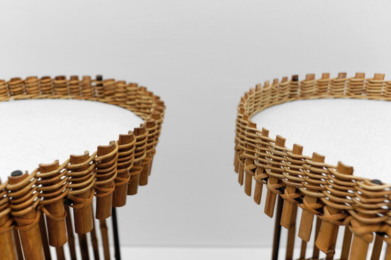 Image 1 of Set van 2 Mid-Century Modern ronde serveerwagens van bamboe, jaren 60,