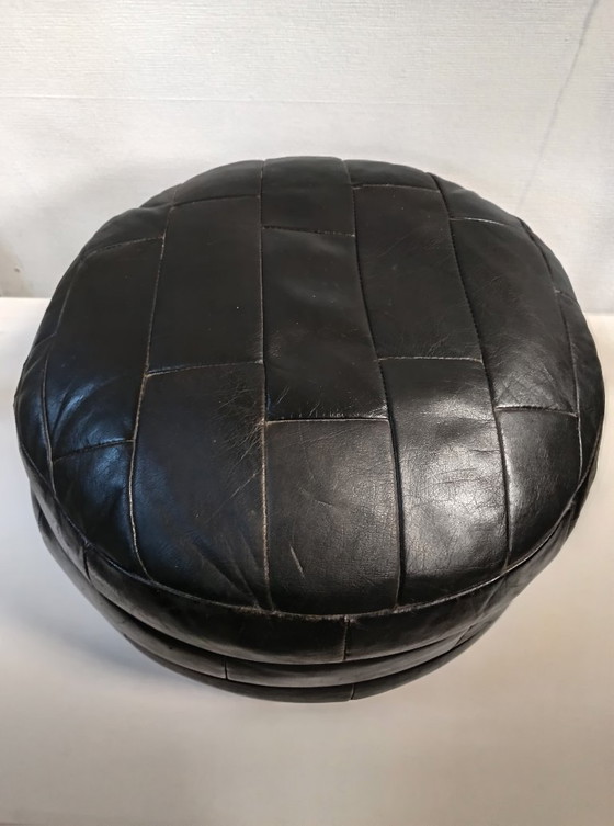 Image 1 of Vintage round patchwork leather pouf De Sede