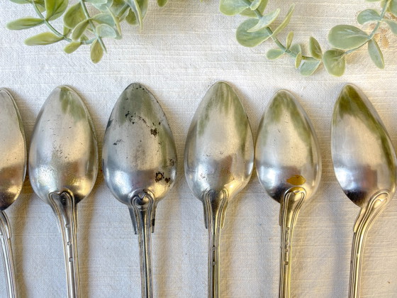Lot de 8 cuillères à soupe vintage en métal argenté – Accessoires de table, Retro (photo 11 of 14)