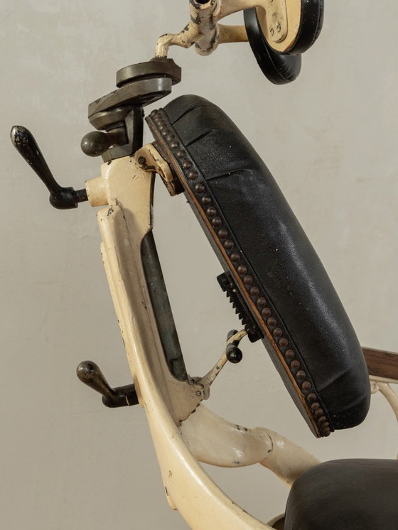 Image 1 of Sillón de dentista de los años 30