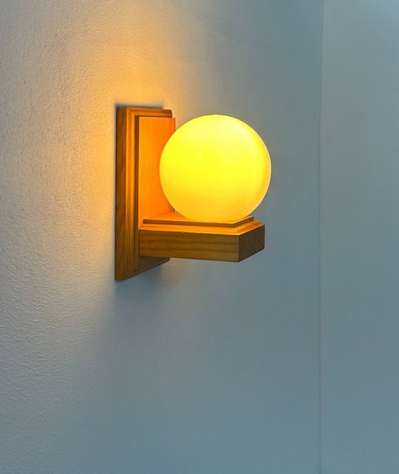 Image 1 of Applique vintage, pino e vetro opalino, Francia, 1970