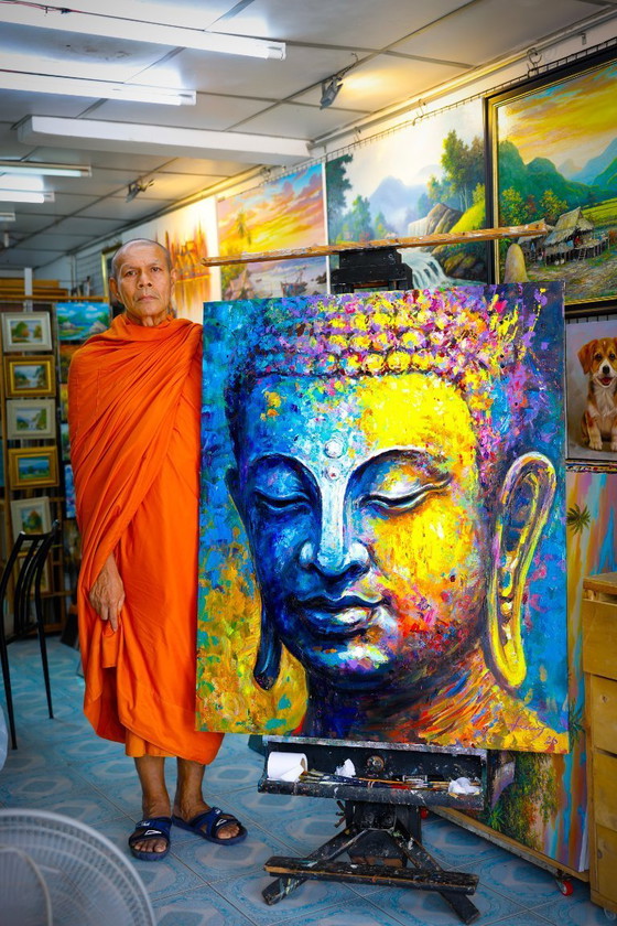 Image 1 of Unique hand-painted Buddha painting "Silent Strength" – Seksak Jaichumchen – 100 × 120 cm