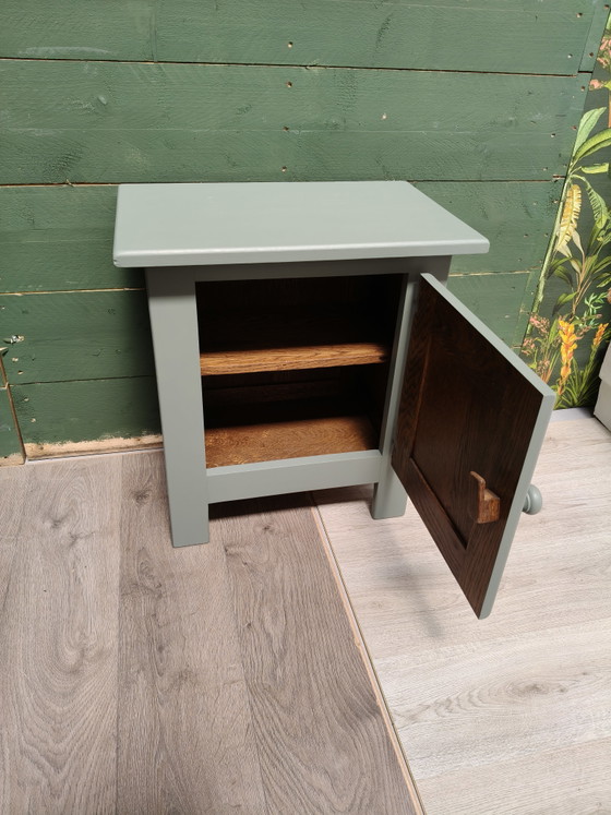 Image 1 of Table de chevet