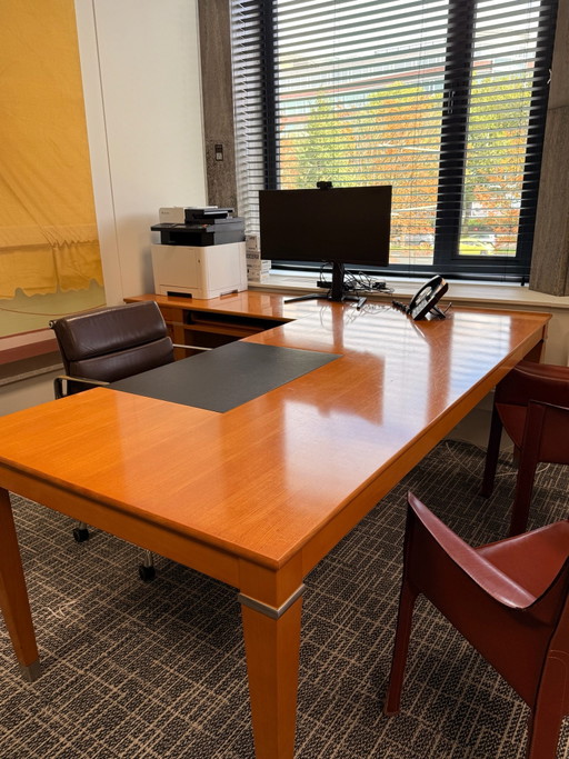 Bureau avec meuble bas assorti