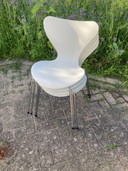 4 sillas Butterfly Chair 3107 de Arne Jacobsen/Fritz Hansen - blancas - ¡como nuevas!