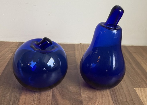 Mela e pera in vetro blu soffiato a mano d'epoca