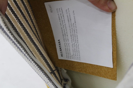 Image 1 of Togo 1-Sitzer-Sessel Michel Ducaroy Alcantara Ligne Roset