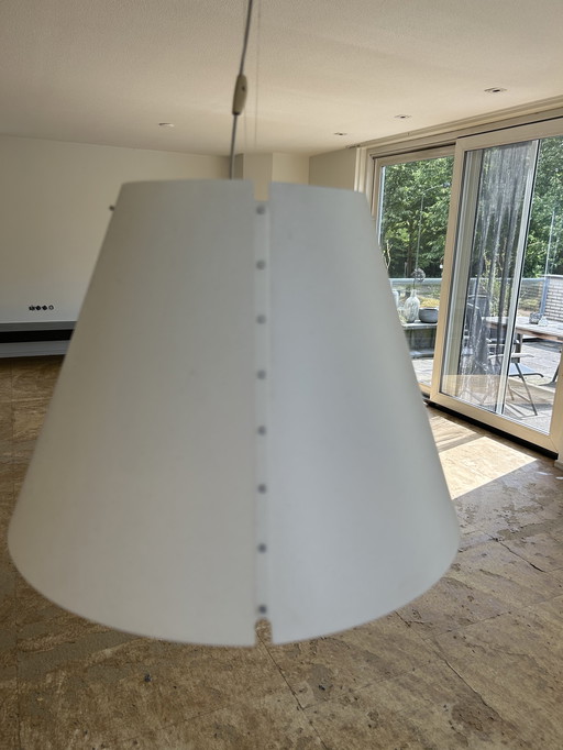 Magnifique lampe suspendue Fuceplan