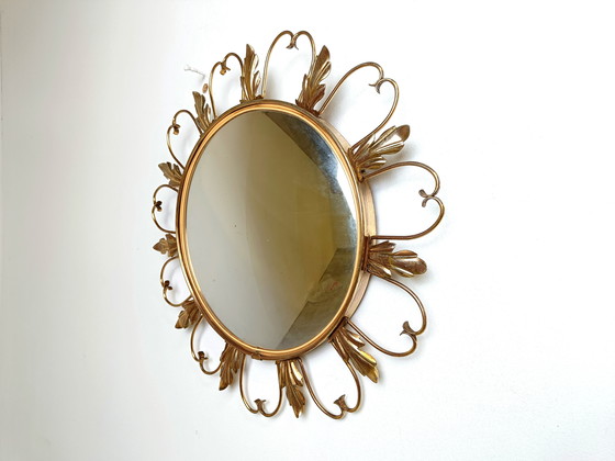 Image 1 of Miroir vintage en laiton ensoleillé 1960s