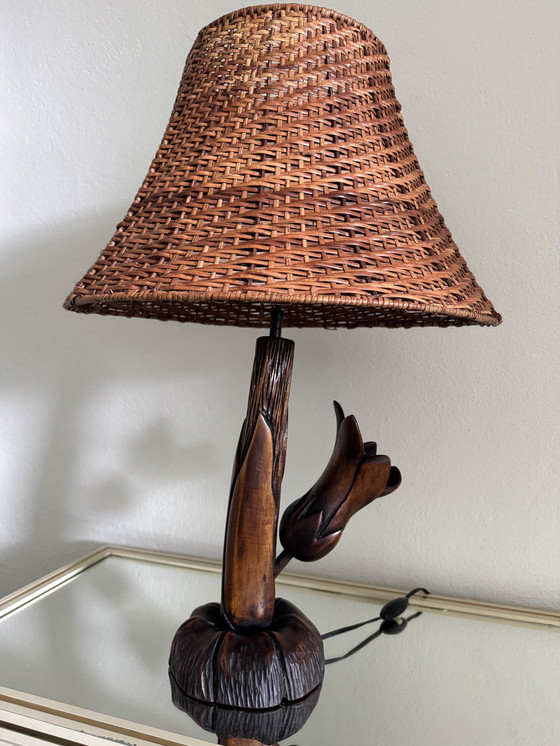 Image 1 of Lámpara floral madera tallada años 60