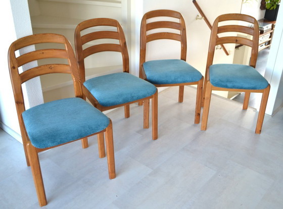 Image 1 of Sedie da pranzo vintage danesi con tavolo