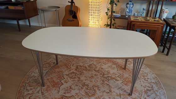 Image 1 of Tavolino da caffè vintage dal design danese di Haslev, fatto a mano