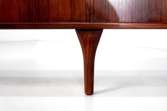 Dressoir ontworpen door Henning Kjaernulf voor Bruno Hansen, Denemarken, jaren 60. – Vitrinekasten, Wood (photo 17 of 20)