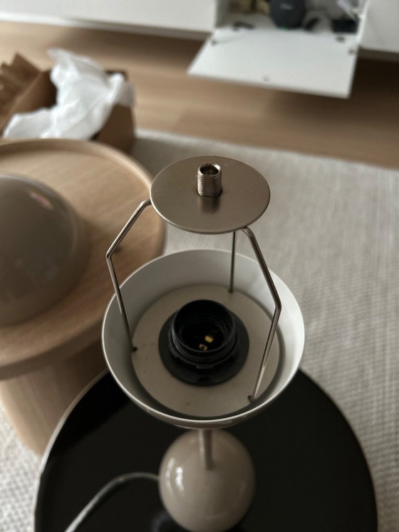 Image 1 of Flowerpot VP3