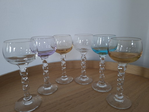 Set of 6 Vintage Liqueur Glasses – Rainbow Colors – Twisted Stem – 10 cm