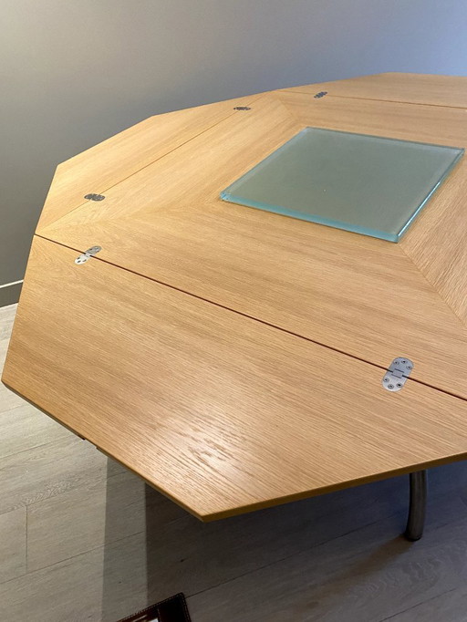 Table (circular side) Design Bob Van den Berghe 1976