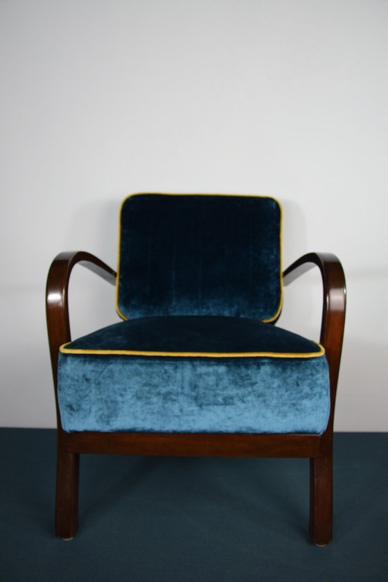 Image 1 of Poltrona vintage con rivestimento in velluto