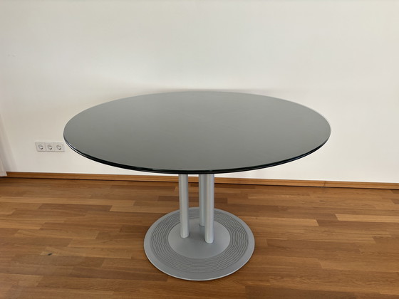 Image 1 of Leolux "Trias" designer dining table (Hugo de Ruiter) including custom-made glass top