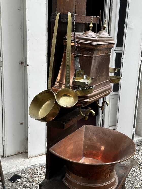 Image 1 of Large French Copper and Brass Wall-Mounted Kitchen Fountain with Basin, Early 19th Century