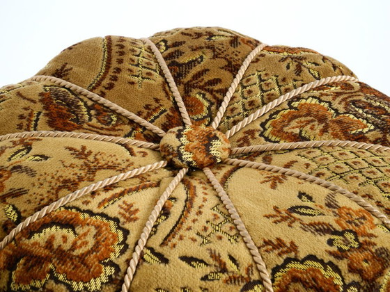 Image 1 of Originaler Pouf-Hocker von Jindrich Halabala aus dem Jahr 1958 – Hergestellt in Tschechien