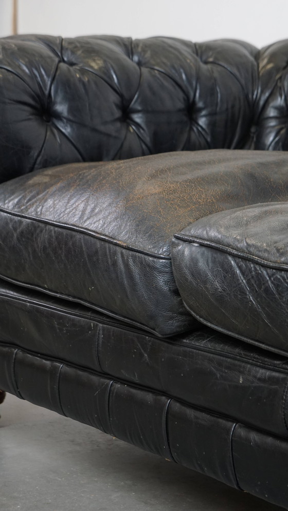 Image 1 of Black Beef Leather Chesterfield 2.5-Seater Sofa in English Style