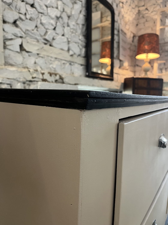 Image 1 of Store counter