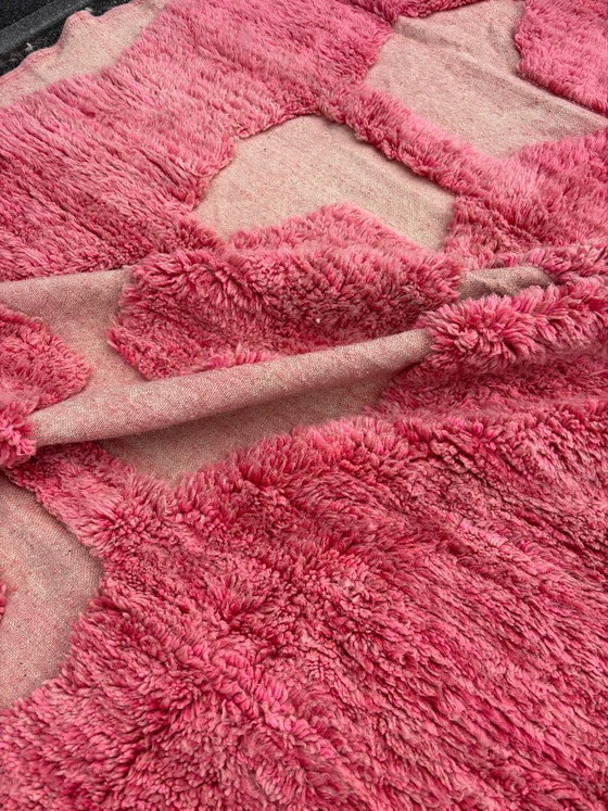 Image 1 of Roze Marokkaans wollen vloerkleed 200x320 cm - Handgeweven boho vloerkleed met geometrisch patroon