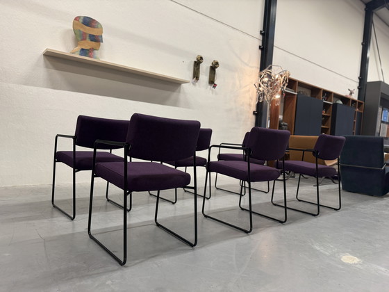 Image 1 of 6 sedie da pranzo Harvink Duck in tessuto viola