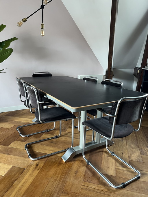 Table Gispen Toe 200 x 100 + 6 chaises Gispen 101