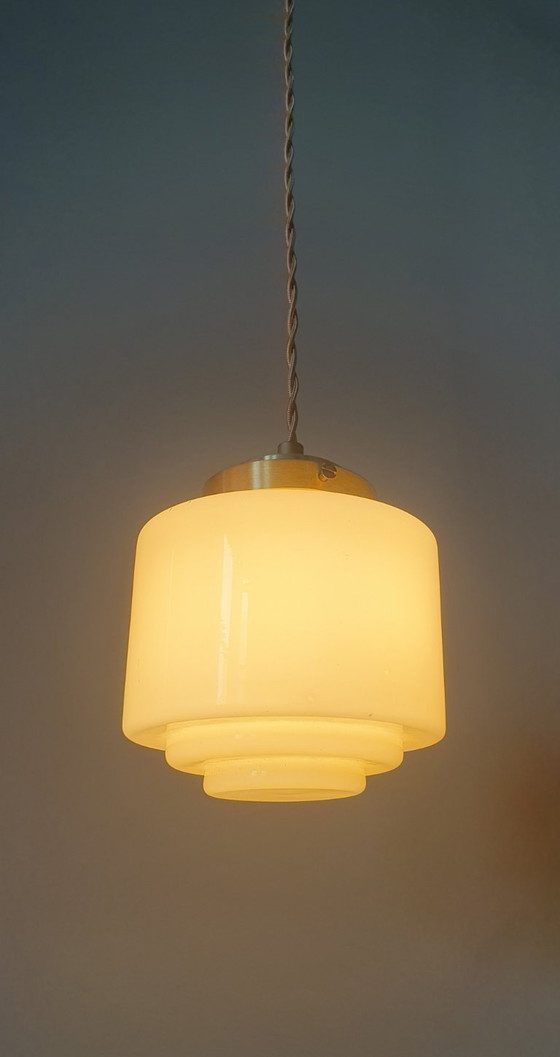 Image 1 of Vintage Art-Deco hanglamp van roze pastel opaline glas.