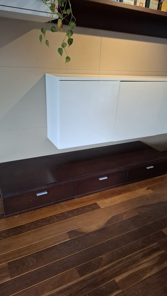 Image 1 of Wall cabinet Carre