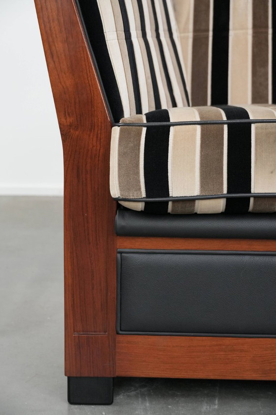 Image 1 of Sofá de diseño Schuitema de 2,5 plazas de la serie Decoforma con preciosa carpintería.