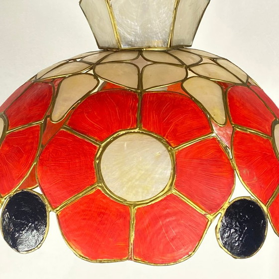 Mother-of-pearl chandelier, Capiz shell, 1950s style, red flowers – Pendant lamps, Stone (photo 5 of 9)