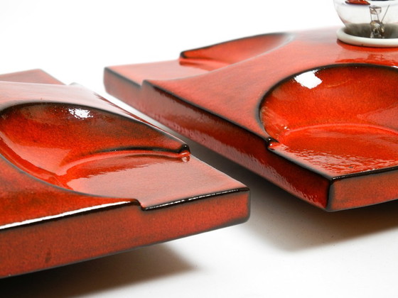 Image 1 of Drei schöne original 1970er Space Age rote Keramik-Wandlampen