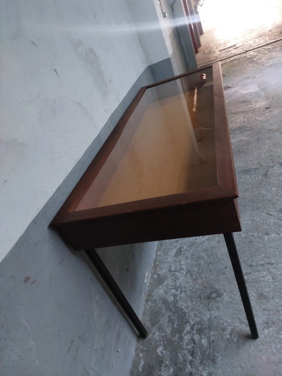 Image 1 of vetrina vintage