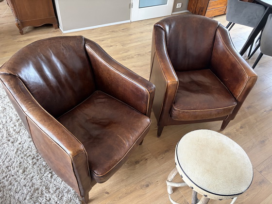 Image 1 of 2 vintage schapenleren clubfauteuils 