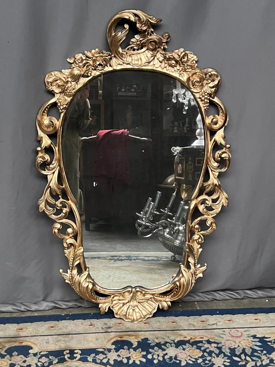 Miroir ancien en bois de style rococo. Noyer massif. (photo 9 of 10)