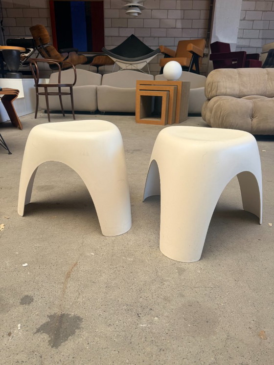 Sgabello Vitra Elephant di Sori Yanagi (disponibilità: 5) – Sgabelli, Plastic (photo 16 of 22)