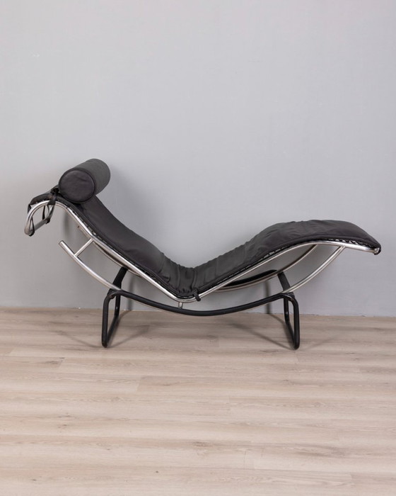 Image 1 of Vintage chaise longue uit de jaren 80 van metaal en leer, Italiaans design.