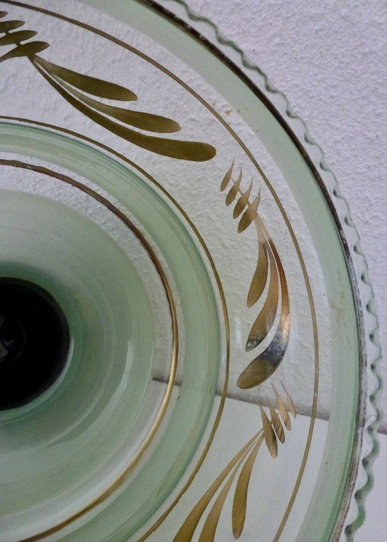 Image 1 of Plafonnier Art Déco, suspension en verre, années 1930, suspension en verre vert clair avec bande dorée, abat-jour pagode.