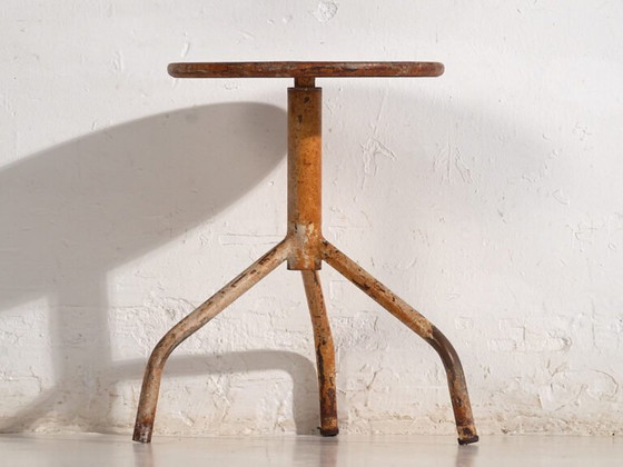 Industrial style metal stool (c.1950) #4 – Iron, Industrieel (photo 13 of 30)