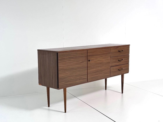 Credenza Vintage Mid-Century, Impiallacciatura Noce, anni '60, Credenze, Legno, Marrone, Mid Century Modern (foto 9 di 15)